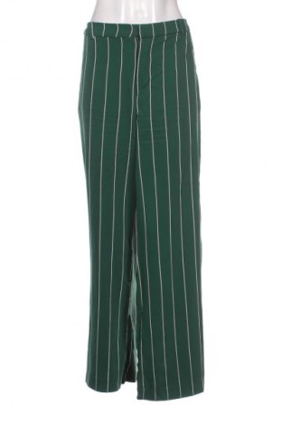 Dámské kalhoty  H&M, Velikost XL, Barva Vícebarevné, Cena  685,00 Kč