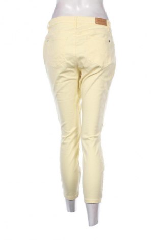 Pantaloni de femei John Baner, Mărime M, Culoare Galben, Preț 74,35 Lei