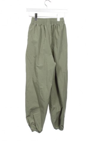 Pantaloni de femei Nike, Mărime XS, Culoare Verde, Preț 205,54 Lei