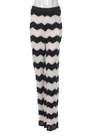Pantaloni de femei ONLY, Mărime M, Culoare Multicolor, Preț 88,99 Lei