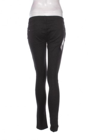 Damenhose ONLY, Größe M, Farbe Mehrfarbig, Preis 31,72 €