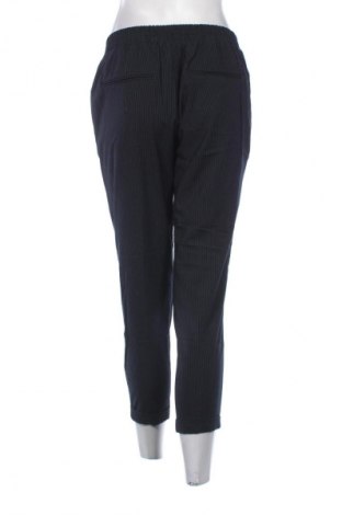 Damenhose Pull&Bear, Größe M, Farbe Mehrfarbig, Preis 8,99 €