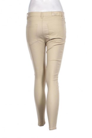 Damenhose Stradivarius, Größe M, Farbe Beige, Preis € 8,99