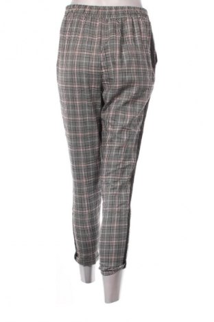 Pantaloni de femei Stradivarius, Mărime M, Culoare Multicolor, Preț 94,99 Lei