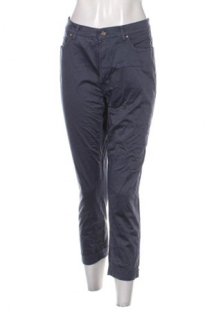 Pantaloni de femei Trussardi Jeans, Mărime L, Culoare Albastru, Preț 160,99 Lei