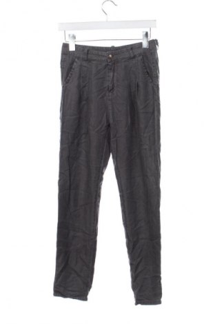 Damenhose United Colors Of Benetton, Größe S, Farbe Grau, Preis 28,99 €