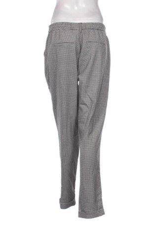 Damenhose Vero Moda, Größe XL, Farbe Mehrfarbig, Preis 7,99 €