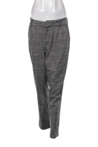 Pantaloni de femei Vero Moda, Mărime M, Culoare Multicolor, Preț 69,00 Lei