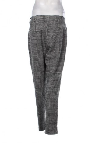 Pantaloni de femei Vero Moda, Mărime M, Culoare Multicolor, Preț 69,00 Lei