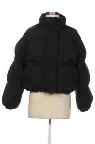 Kurtka damska Amazon Essentials, Rozmiar M, Kolor Czarny, Cena 266,99 zł