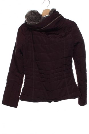 Dámska bunda  Q/S by S.Oliver, Veľkosť XS, Farba Červená, Cena  51,95 €