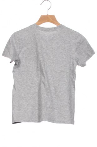 Dětské tričko  United Colors Of Benetton, Velikost 6-7y/ 122-128 cm, Barva Šedá, Cena  469,00 Kč
