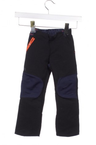 Kinder Sporthose Decathlon, Größe 2-3y/ 98-104 cm, Farbe Mehrfarbig, Preis € 12,79