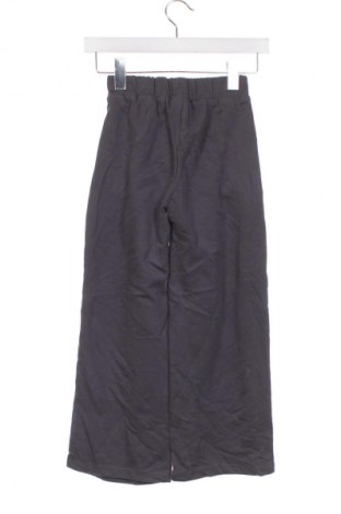 Gyerek sport nadrág LC Waikiki, Méret 7-8y / 128-134 cm, Szín Szürke, Ár 5 199 Ft