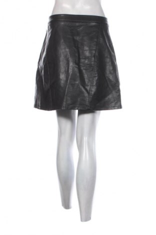 Lederrock Zara, Größe M, Farbe Schwarz, Preis 13,99 €