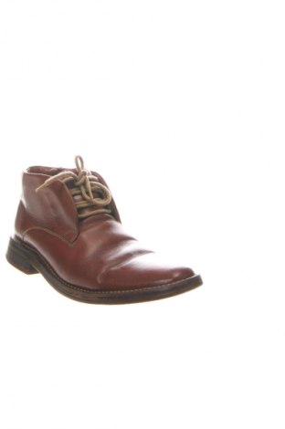 Férfi cipők
 Cole Haan, Méret 42, Szín Barna, Ár 20 739 Ft