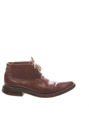 Férfi cipők
 Cole Haan, Méret 42, Szín Barna, Ár 20 739 Ft