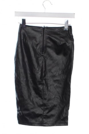 Fustă Bby, Mărime XS, Culoare Negru, Preț 48,00 Lei