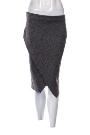 Spódnica H&M, Rozmiar S, Kolor Kolorowy, Cena 53,17 zł