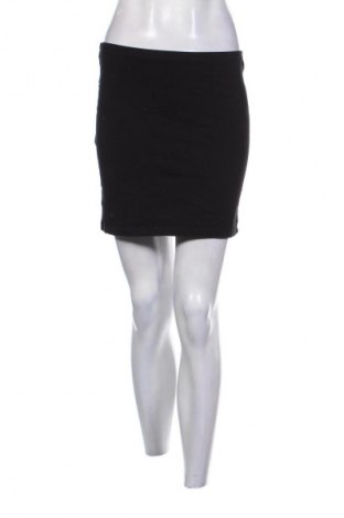 Sukně H&M Divided, Velikost M, Barva Černá, Cena  247,00 Kč