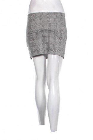 Fustă Pull&Bear, Mărime S, Culoare Multicolor, Preț 49,87 Lei