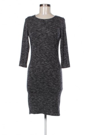 Kleid Atmosphere, Größe M, Farbe Grau, Preis 15,00 €