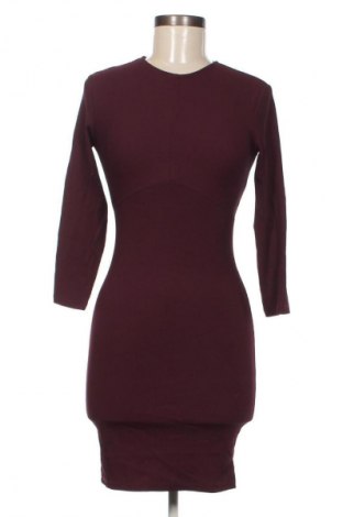 Rochie Bershka, Mărime S, Culoare Roșu, Preț 38,99 Lei