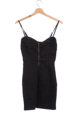 Kleid Bershka, Größe XS, Farbe Schwarz, Preis 10,99 €