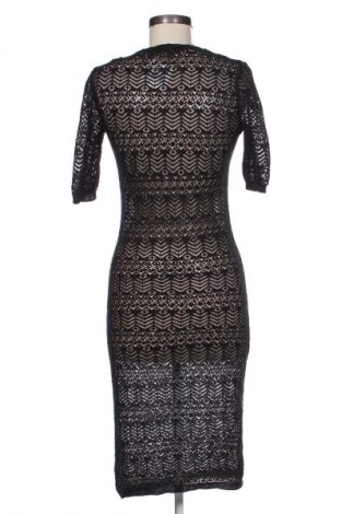 Sukienka Bershka, Rozmiar M, Kolor Czarny, Cena 66,69 zł