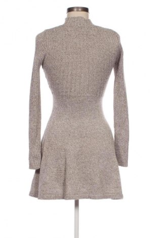 Šaty  Bershka, Veľkosť S, Farba Béžová, Cena  14,83 €