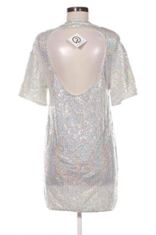 Sukienka Bershka, Rozmiar S, Kolor Srebrzysty, Cena 190,99 zł