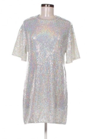 Sukienka Bershka, Rozmiar S, Kolor Srebrzysty, Cena 190,99 zł
