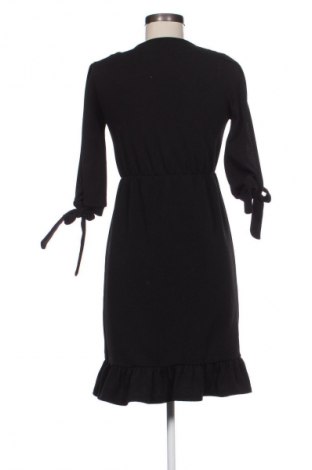 Šaty  Boohoo, Velikost S, Barva Černá, Cena  367,00 Kč