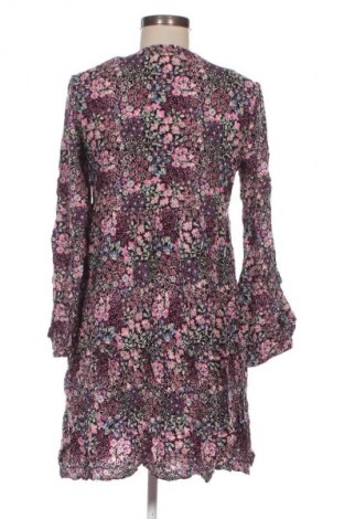 Rochie C&A, Mărime M, Culoare Multicolor, Preț 94,99 Lei