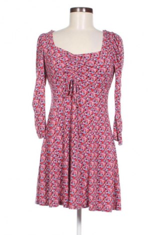 Рокля Edc By Esprit, Размер S, Цвят Многоцветен, Цена 47,85 лв.