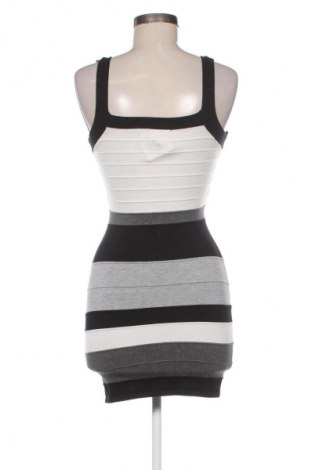 Kleid Forever 21, Größe S, Farbe Mehrfarbig, Preis 8,99 €