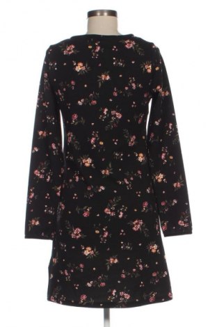 Kleid Gina, Größe M, Farbe Mehrfarbig, Preis € 20,99