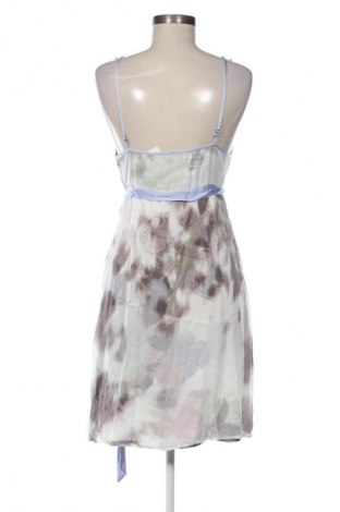 Kleid Guess By Marciano, Größe M, Farbe Mehrfarbig, Preis 66,41 €
