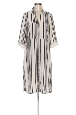 Šaty  H&M, Veľkosť M, Farba Kremová, Cena  27,95 €