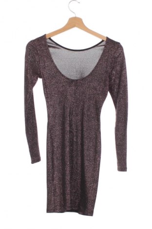 Kleid H&M Divided, Größe XS, Farbe Lila, Preis 11,99 €