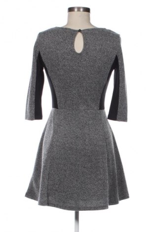 Šaty  H&M Divided, Veľkosť M, Farba Sivá, Cena  8,95 €