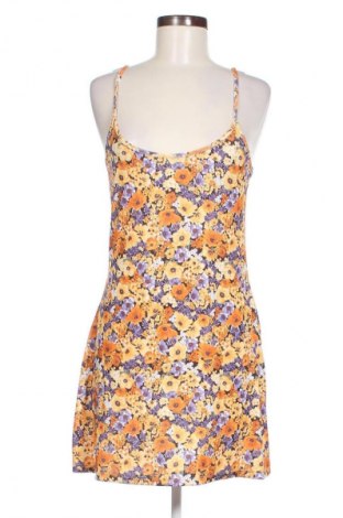 Рокля H&M Divided, Размер M, Цвят Многоцветен, Цена 29,33 лв.