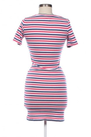 Šaty  H&M Divided, Velikost S, Barva Vícebarevné, Cena  367,00 Kč