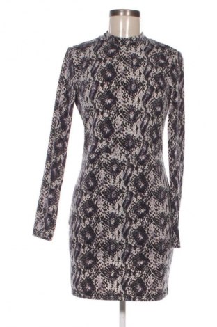 Kleid H&M Divided, Größe M, Farbe Mehrfarbig, Preis 14,83 €
