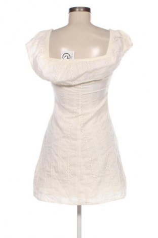 Kleid H&M Divided, Größe S, Farbe Ecru, Preis 15,00 €