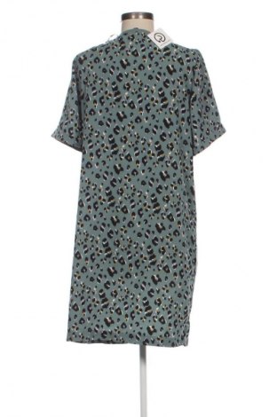 Kleid Hema, Größe M, Farbe Mehrfarbig, Preis 20,99 €