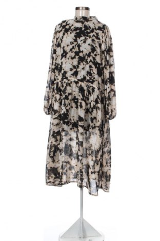 Kleid Ichi, Größe M, Farbe Mehrfarbig, Preis € 24,55