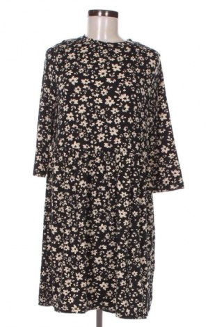 Kleid Janina, Größe M, Farbe Mehrfarbig, Preis € 4,99
