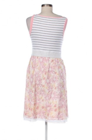 Kleid Marc Cain Sports, Größe M, Farbe Mehrfarbig, Preis 75,99 €