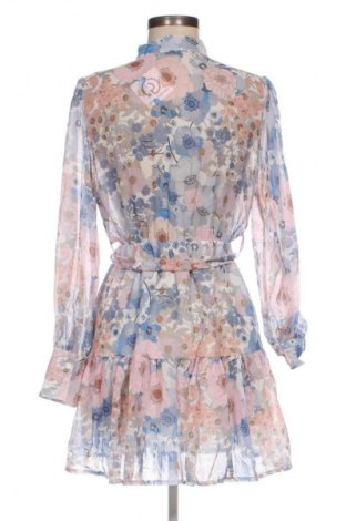 Kleid NEW COLLECTION, Größe M, Farbe Mehrfarbig, Preis 25,00 €